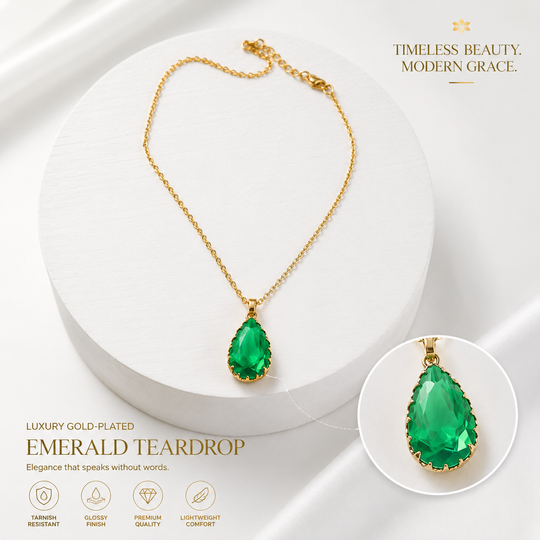Luxury Gold-Plated Emerald Teardrop Pendant Necklace – Elegant Green Crystal Necklace for Women